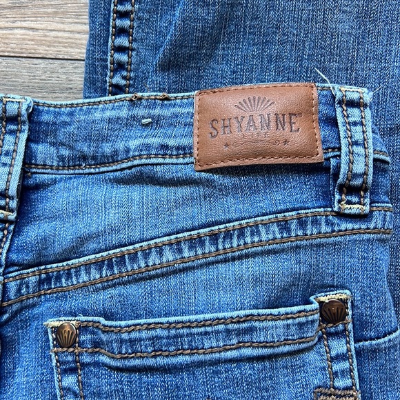 Shyanne Life Jeans - Picture 5 of 5